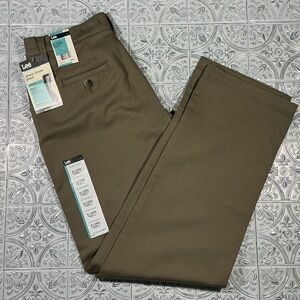 Lee Women’s Pant Olive Stretch Relaxed Fit Straight Leg Plain Front 8 Long NWT